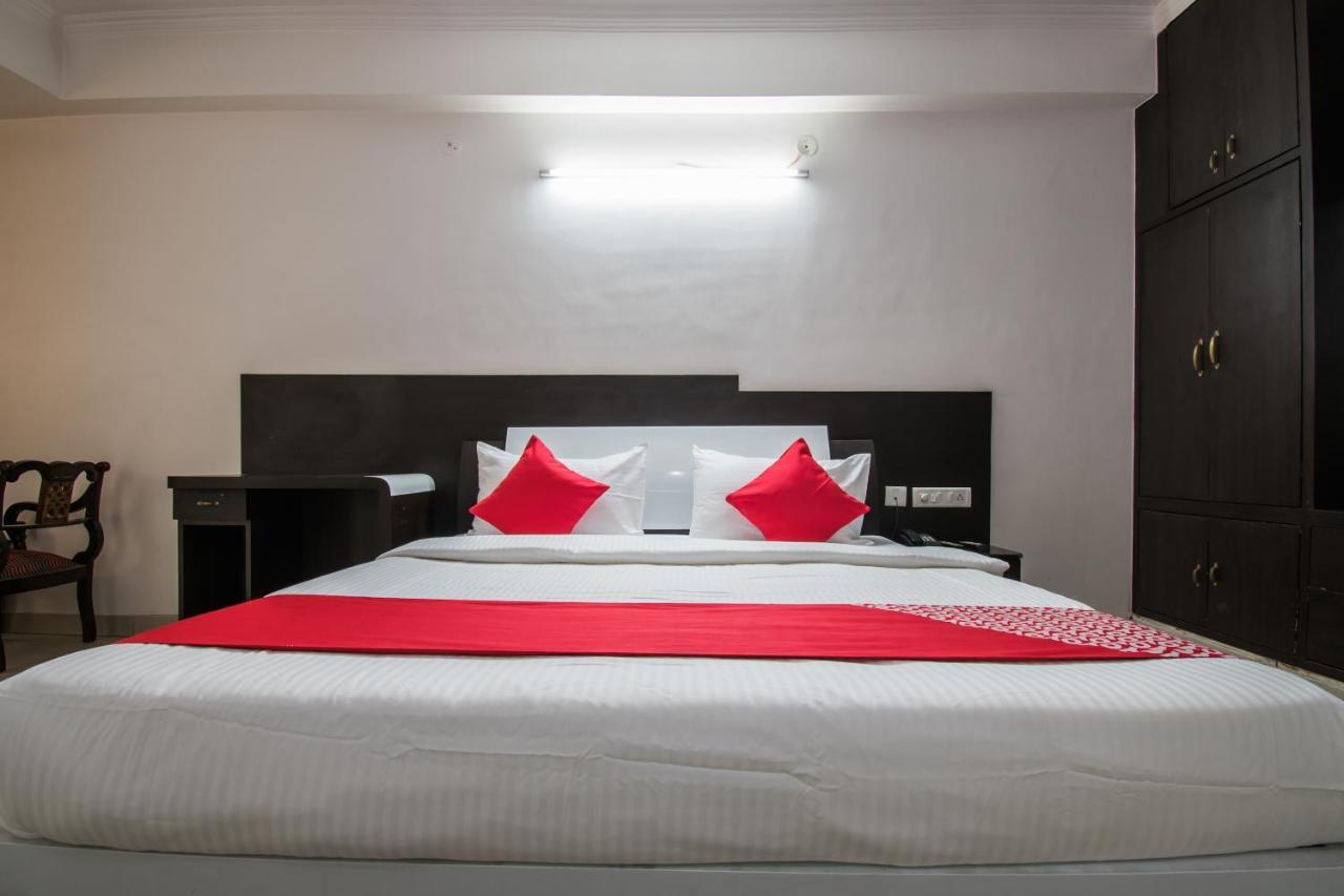 Oyo Flagship 24088 Hotel City Centre Patna  Exterior photo