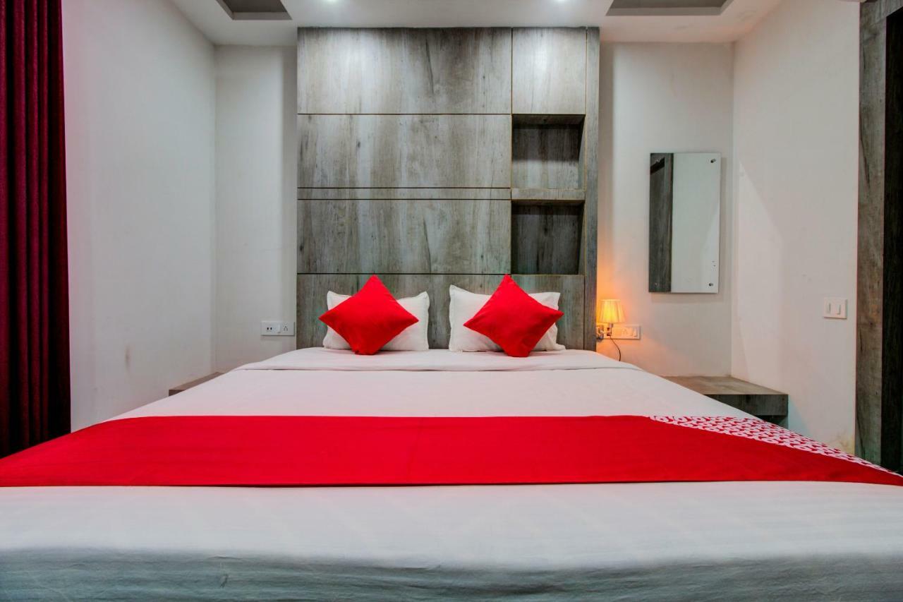 Oyo Flagship 24088 Hotel City Centre Patna  Exterior photo