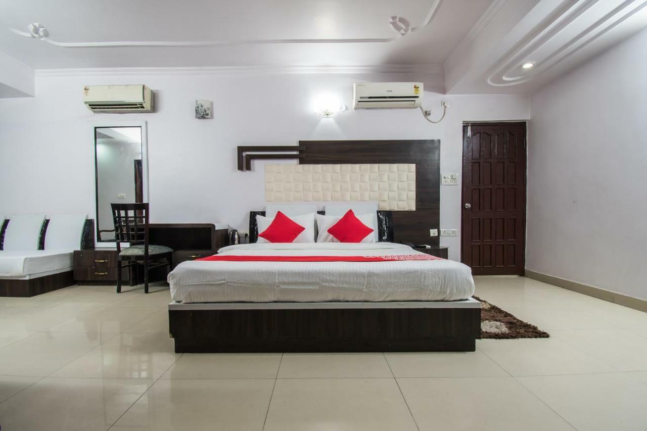 Oyo Flagship 24088 Hotel City Centre Patna  Exterior photo