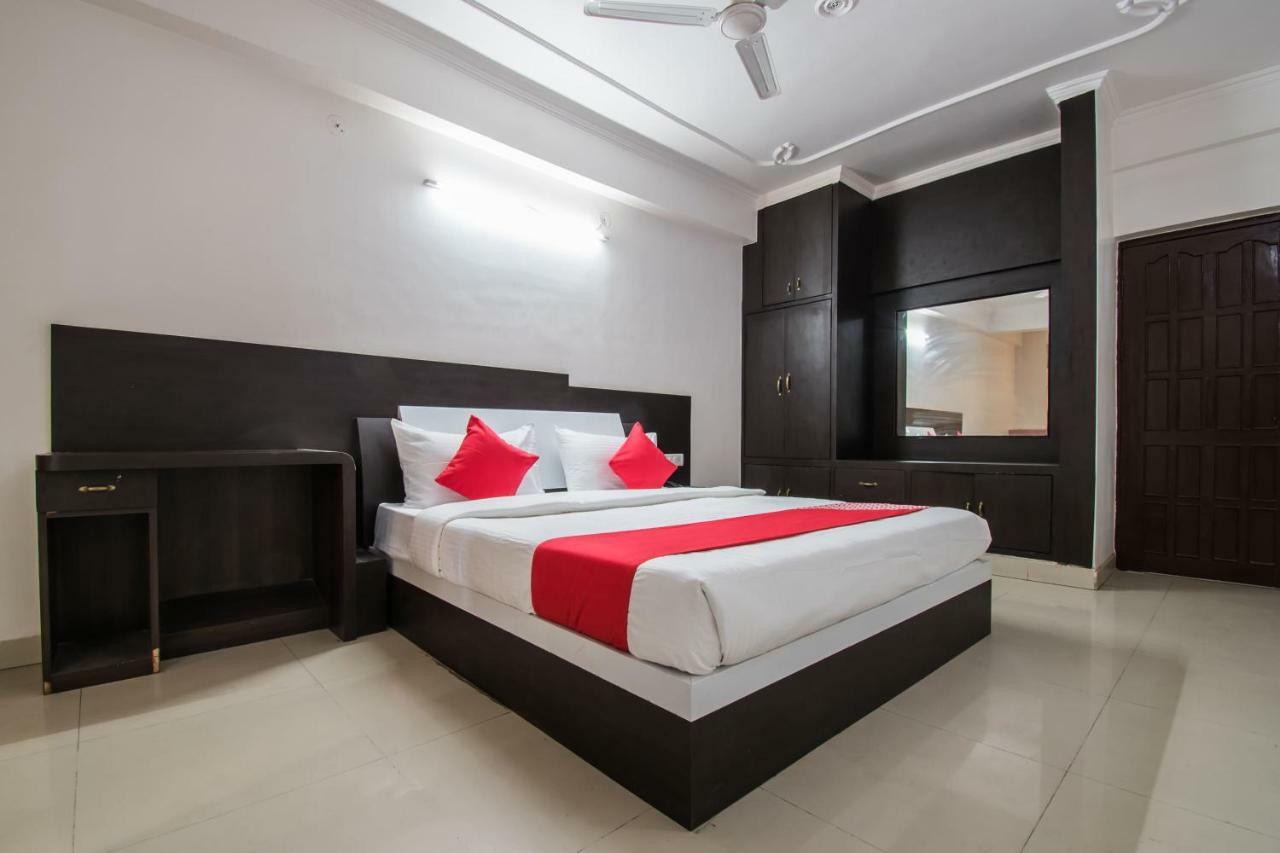 Oyo Flagship 24088 Hotel City Centre Patna  Exterior photo